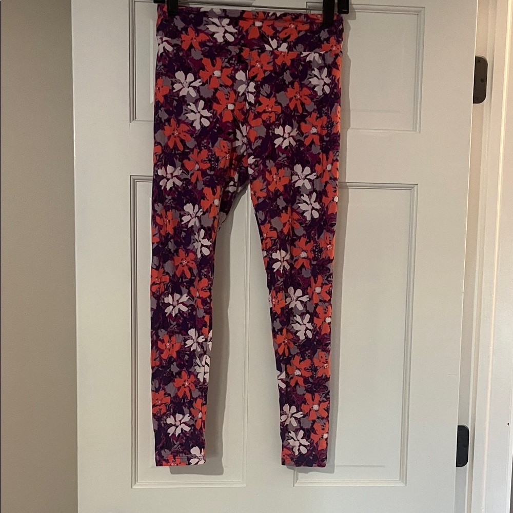 LuLaRoe Purple and Red Floral Leggings